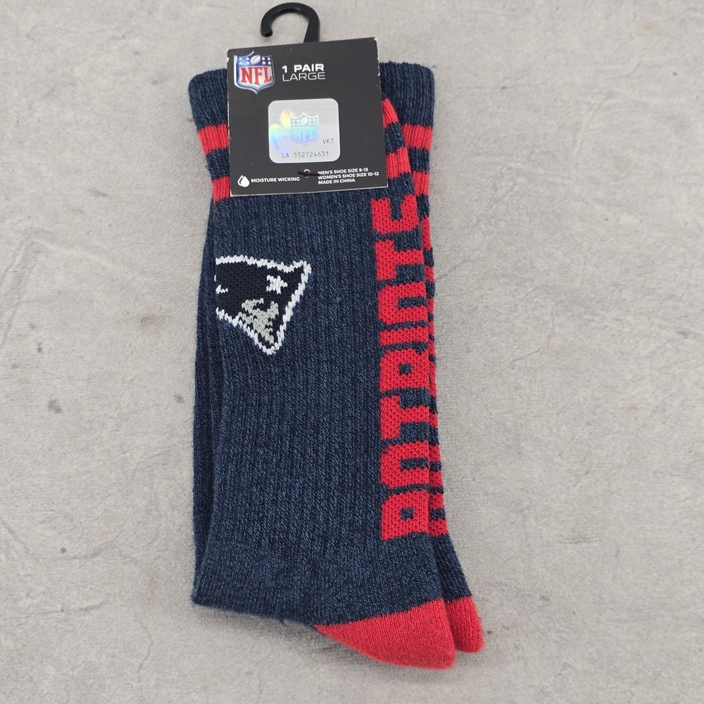 Boston New England Patriots NFL Crew Socks 1 Pair‎ Brand New